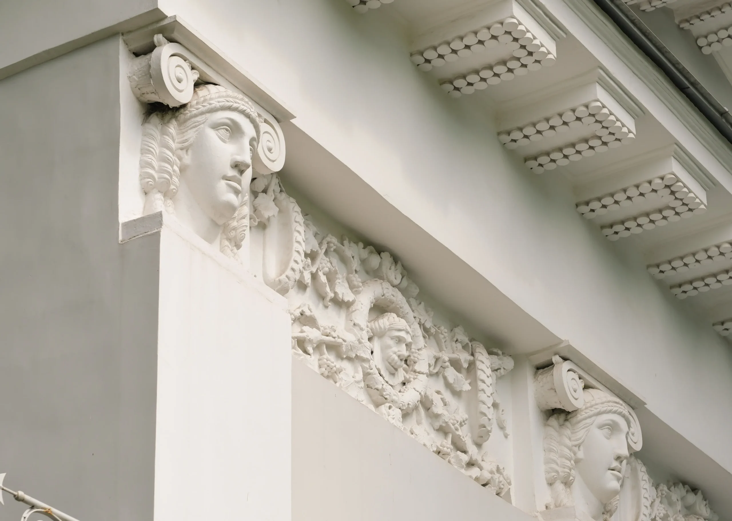 Decorative soffit construction in Queens by Milan Design Construction